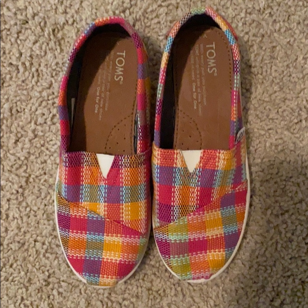 Rainbow Plaid Toms Slip on sneakers
